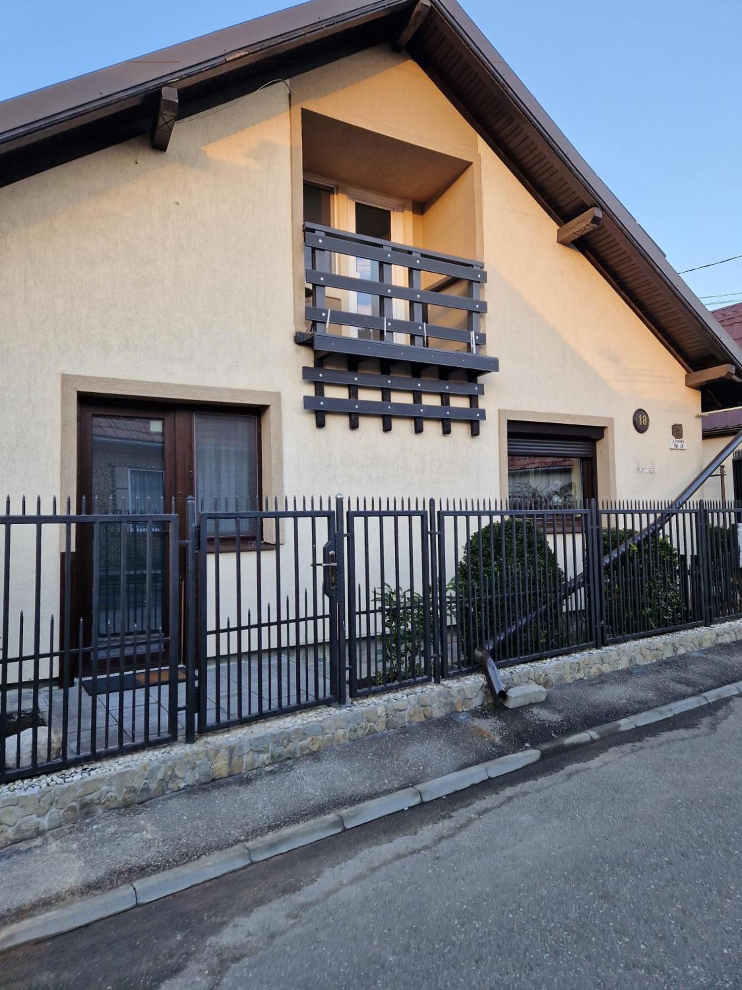 Rasnov Retreat酒店 外观 照片